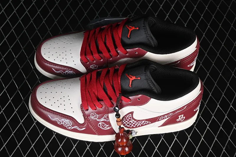 All Categories Air Jordan Jordan Series Basketball Shoes Air Jordan 1 Low Air Jordan 1 Low AJ1 Joe 1 Year of the Horse Limited Low-State Cultural Casual Shoes 553558-040